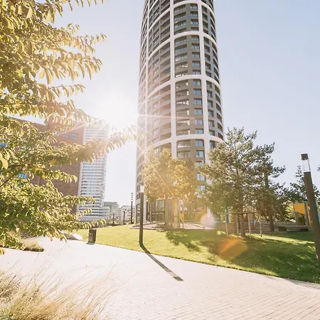 Skau Sky Park Blue By Zaha Hadid 21 Floor 2 Tower Panoramic View Free Parking Братислава