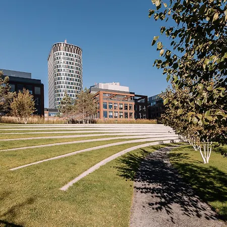 Apartman Skau Sky Park Blue By Zaha Hadid 21 Floor 2 Tower Panoramic View Free Parking Pozsony