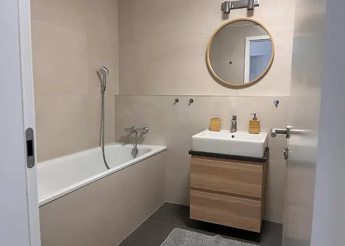 Skau Sky Park Blue By Zaha Hadid 21 Floor 2 Tower Panoramic View Free Parking * Братислава