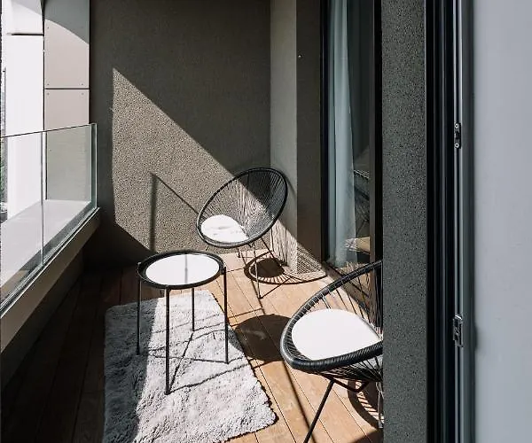 Skau Sky Park Blue By Zaha Hadid 21 Floor 2 Tower Panoramic View Free Parking